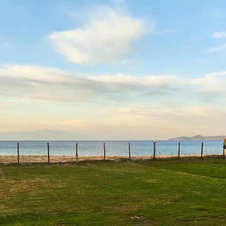 Сasa de vacaciones Wooden House / Nea Roda, Halkidiki Nea Roda