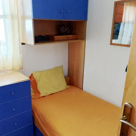 Сasa de vacaciones Wooden House / Nea Roda, Halkidiki *
