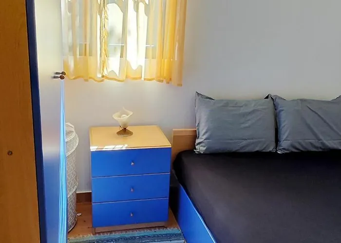 Wooden House / Nea Roda, Halkidiki بيت للعطل *