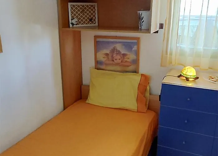 Wooden House / Nea Roda, Halkidiki بيت للعطل نيا رودا